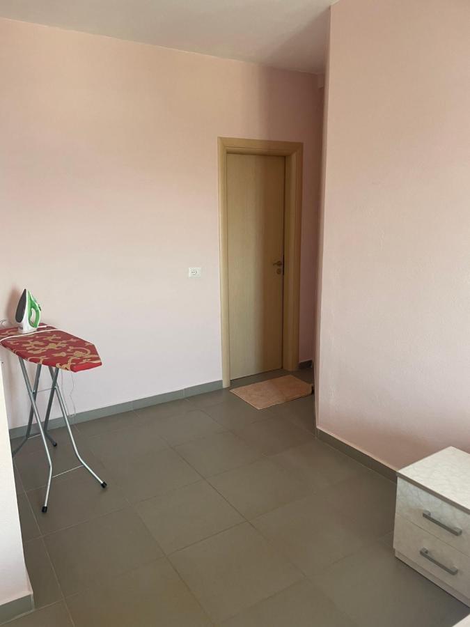 Xhulio Apartments Sarandë Exteriér fotografie