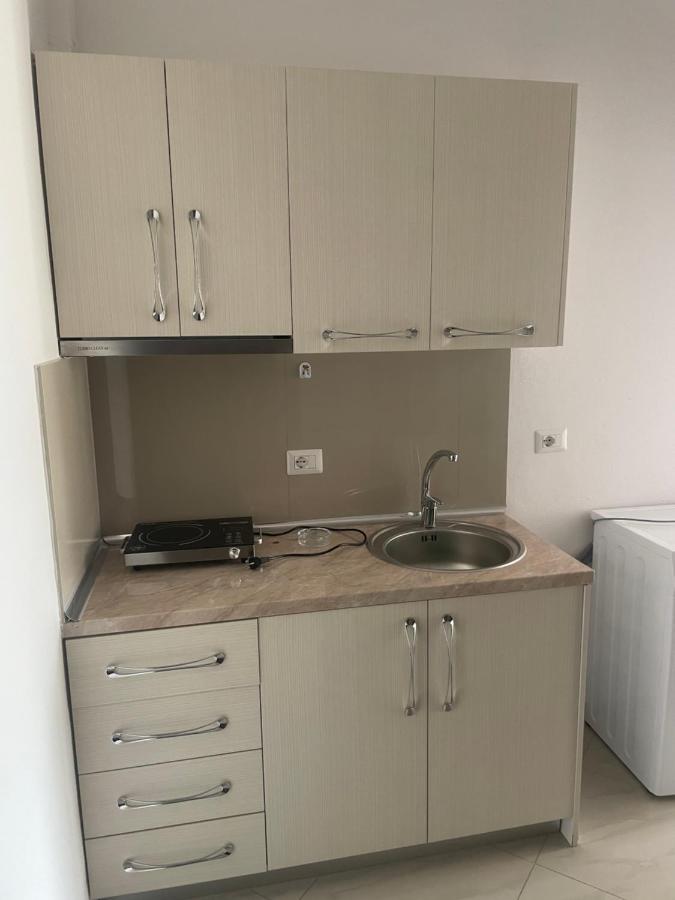Xhulio Apartments Sarandë Exteriér fotografie
