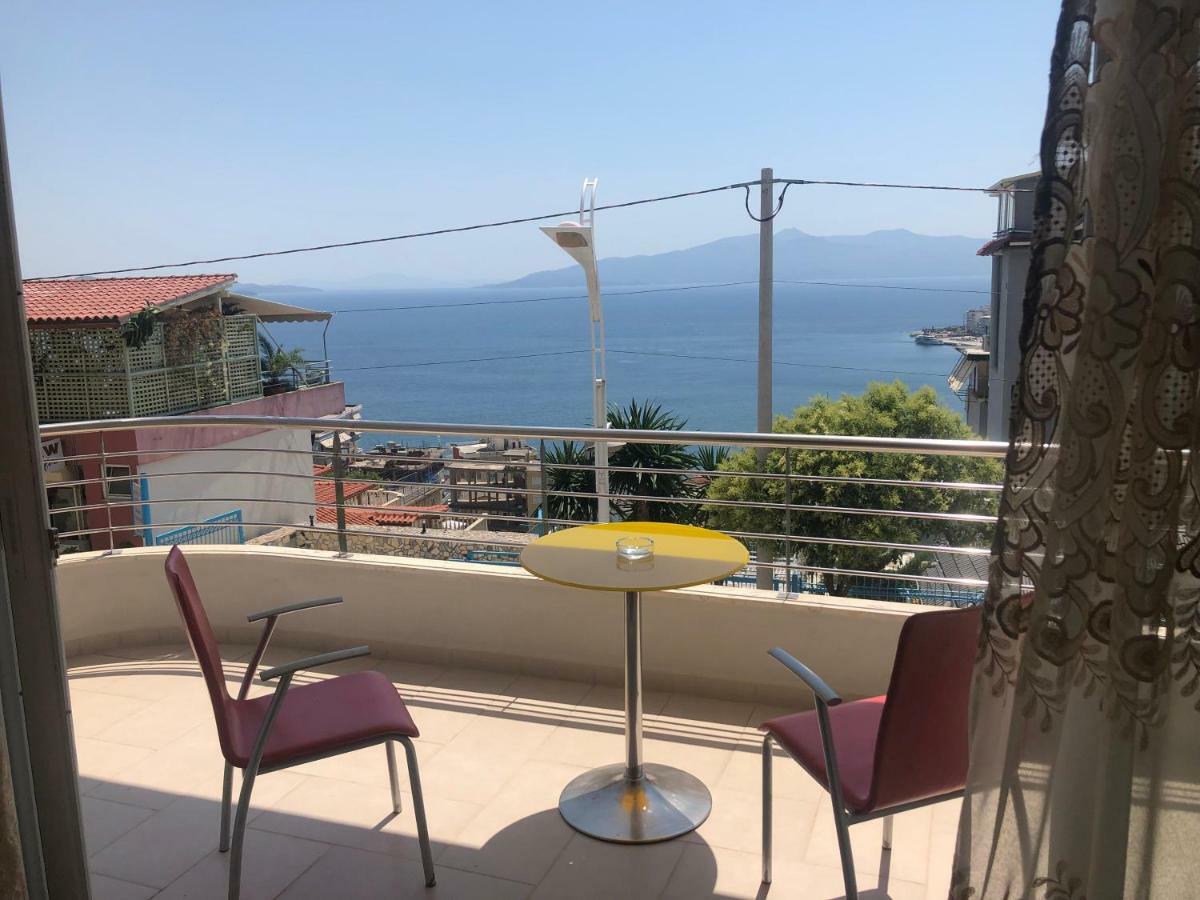 Xhulio Apartments Sarandë Exteriér fotografie