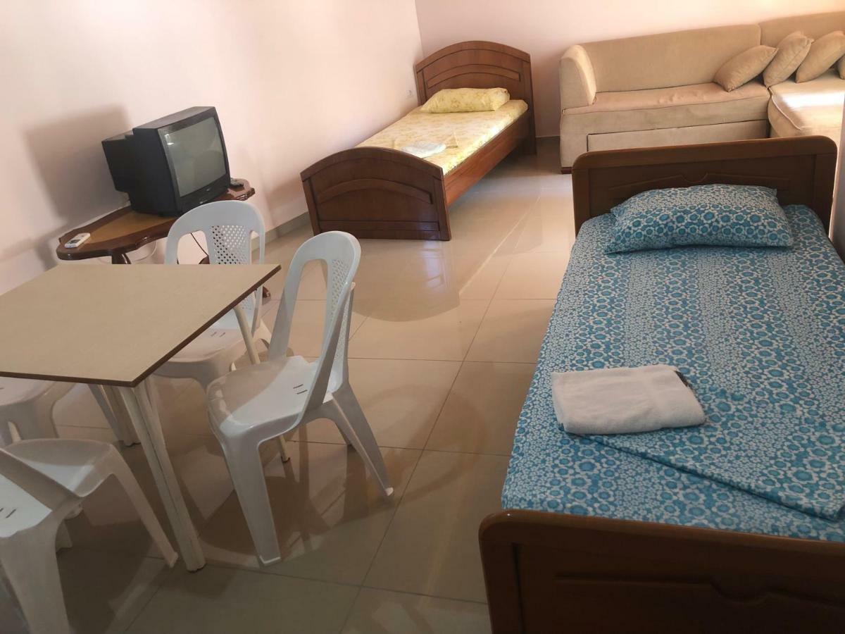 Xhulio Apartments Sarandë Exteriér fotografie